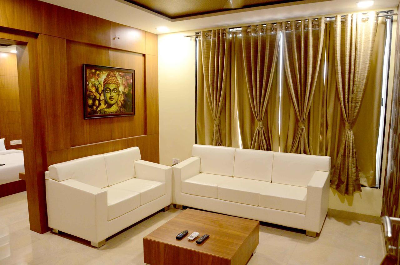 Hotel Shikhar Darshan Удджайн Екстер'єр фото