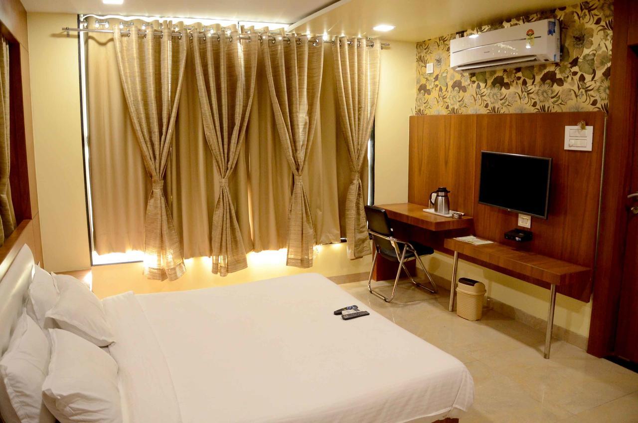Hotel Shikhar Darshan Удджайн Екстер'єр фото
